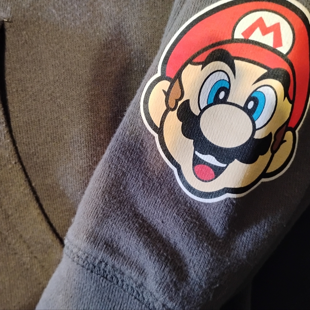 Nintendo Super Mario Pullover Sweatshirt r - Dark Gray with Multicolor Logo - Picture 3 of 7